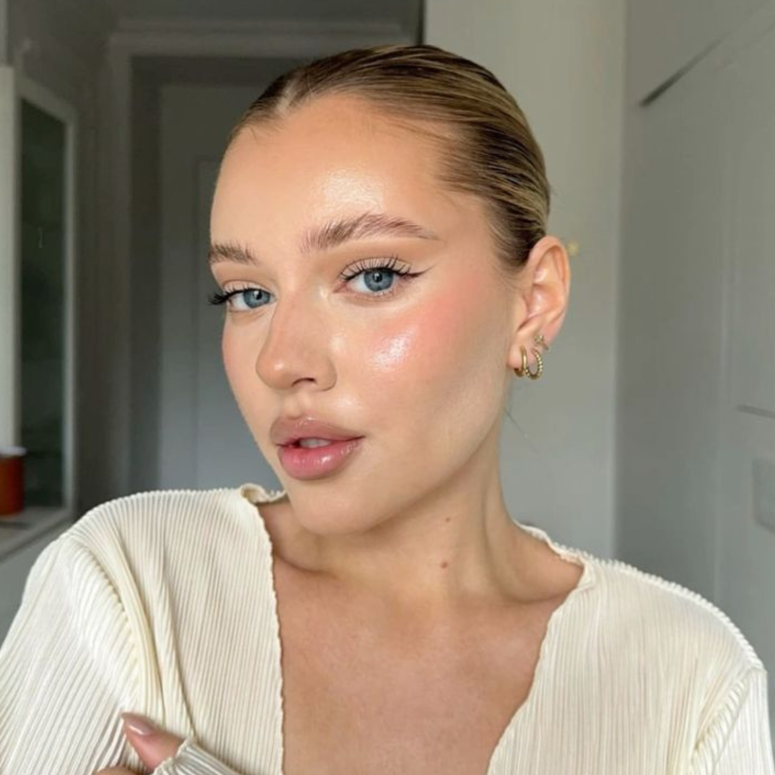 Permanent Make-up Behandlung bei Roxana Beauty Bar